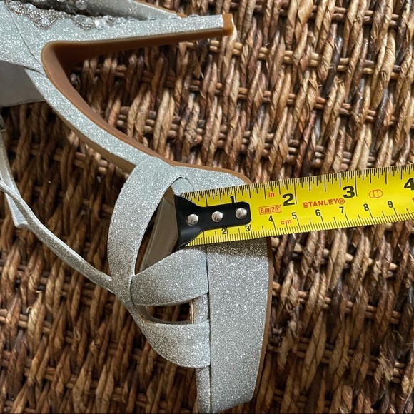 Gianni Bini woman’s silver sparkly jeweled heels - Picture 12 of 12